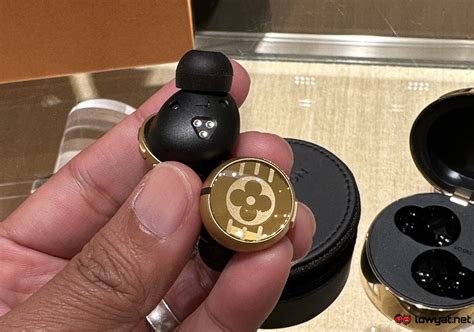 lv mouse ears|louis vuitton horizon earbuds.